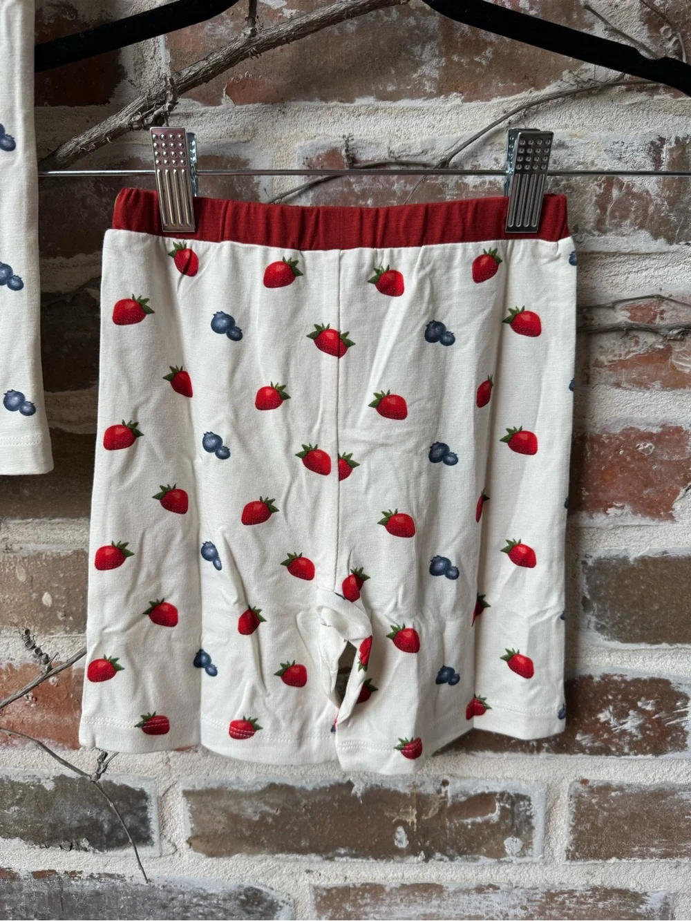 🍓 Larkspur Baby Co. Bamboo Short Sleeve PJs Set 